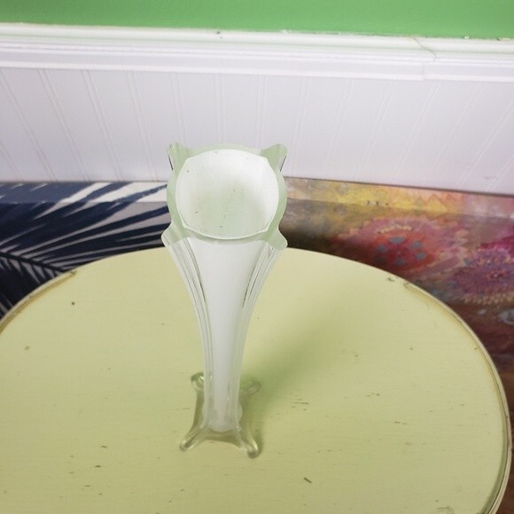 Vintage Milky White Tall Flower Boho Decorative Vase - Picture 6 of 9
